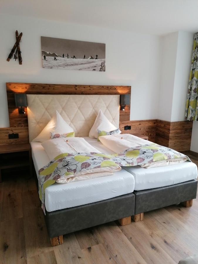 Pension Claudia Zell Am See Ngoại thất bức ảnh
